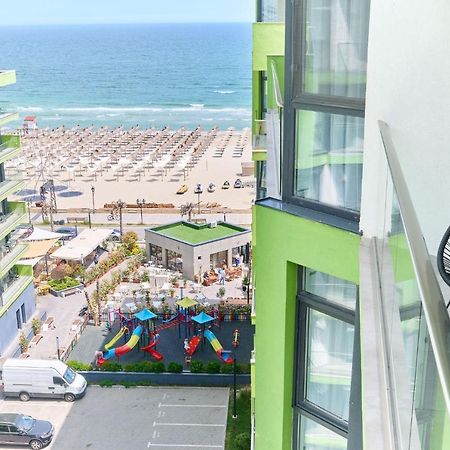Rainbow Sea View Apartment Spa N Pool Resort - Parking Mamaia Eksteriør billede