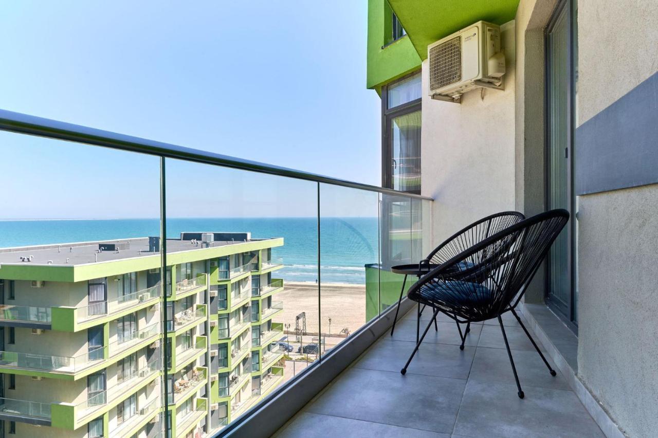 Rainbow Sea View Apartment Spa N Pool Resort - Parking Mamaia Eksteriør billede