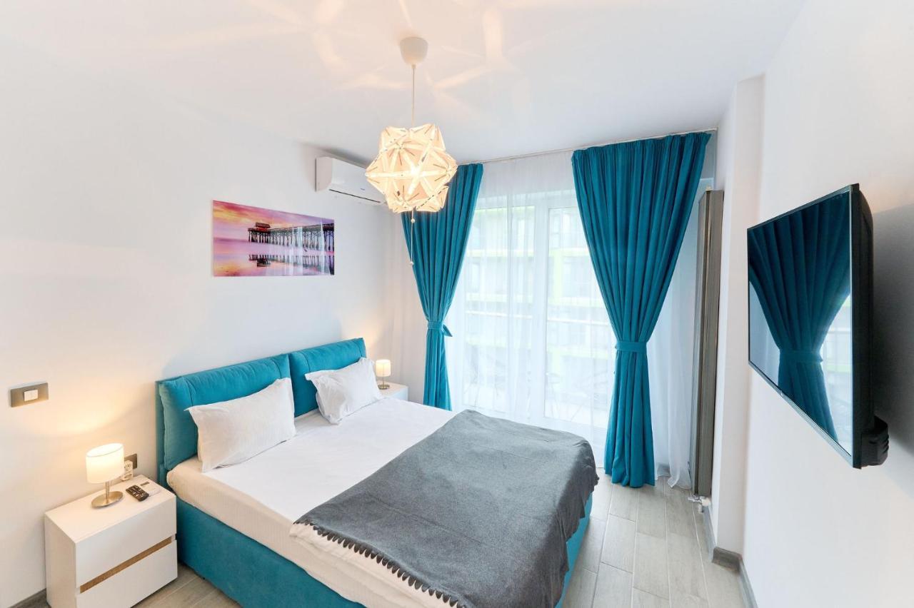 Rainbow Sea View Apartment Spa N Pool Resort - Parking Mamaia Eksteriør billede