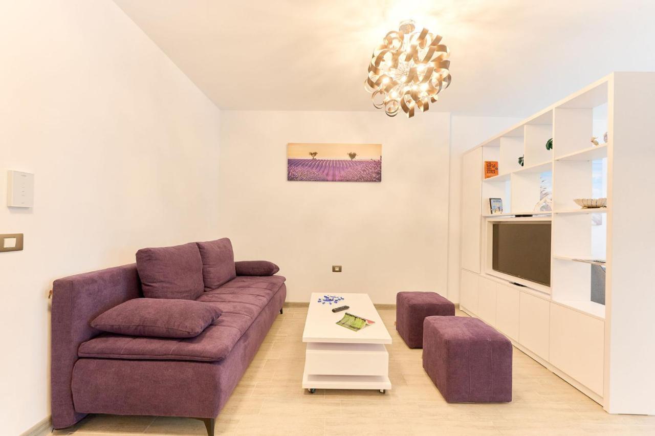 Rainbow Sea View Apartment Spa N Pool Resort - Parking Mamaia Eksteriør billede