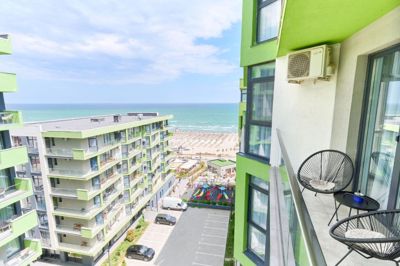 Rainbow Sea View Apartment Spa N Pool Resort - Parking Mamaia Eksteriør billede